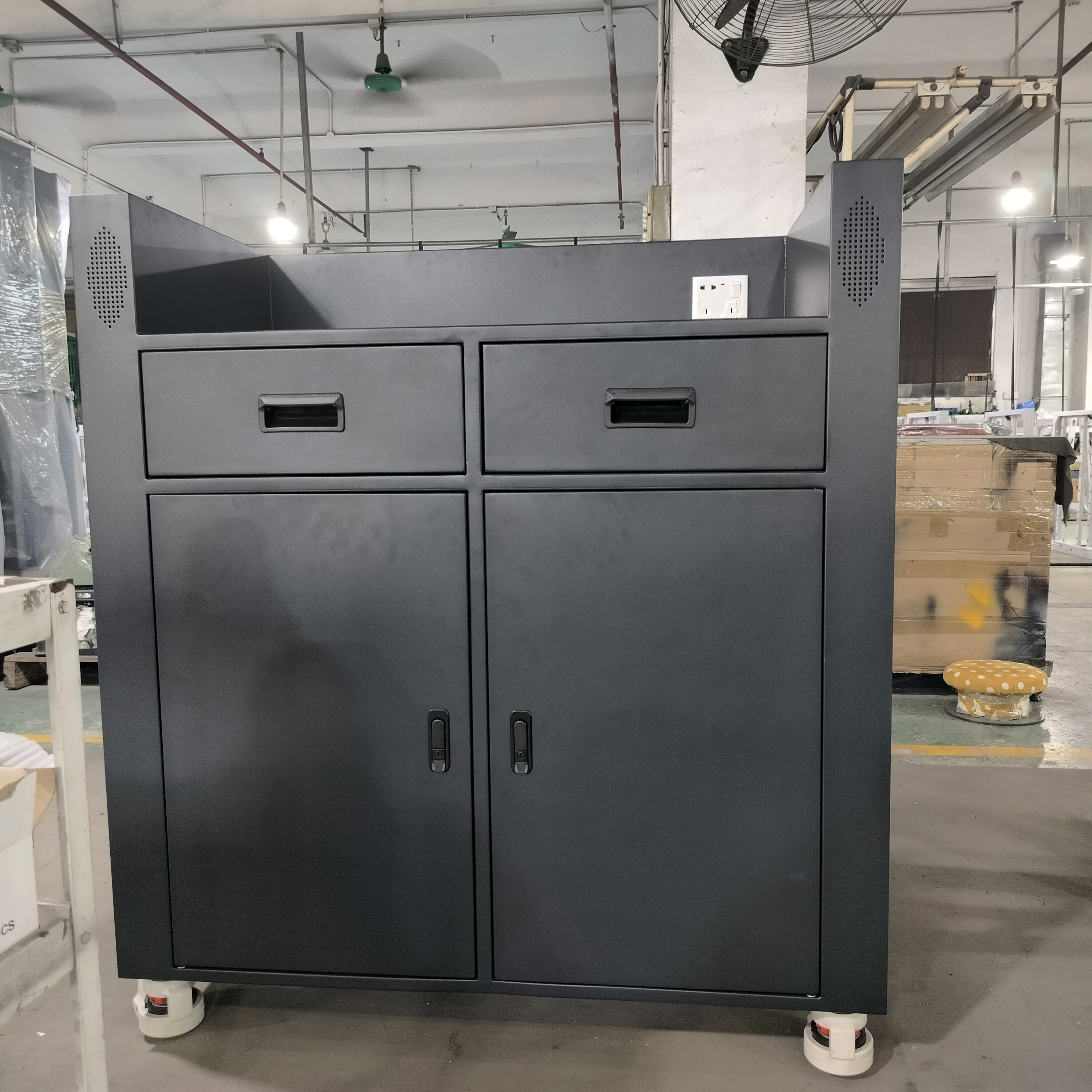 Portable DJ Console LED Display Cabinet