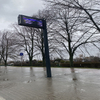 Bus Station Information Display Metal Case with Pole