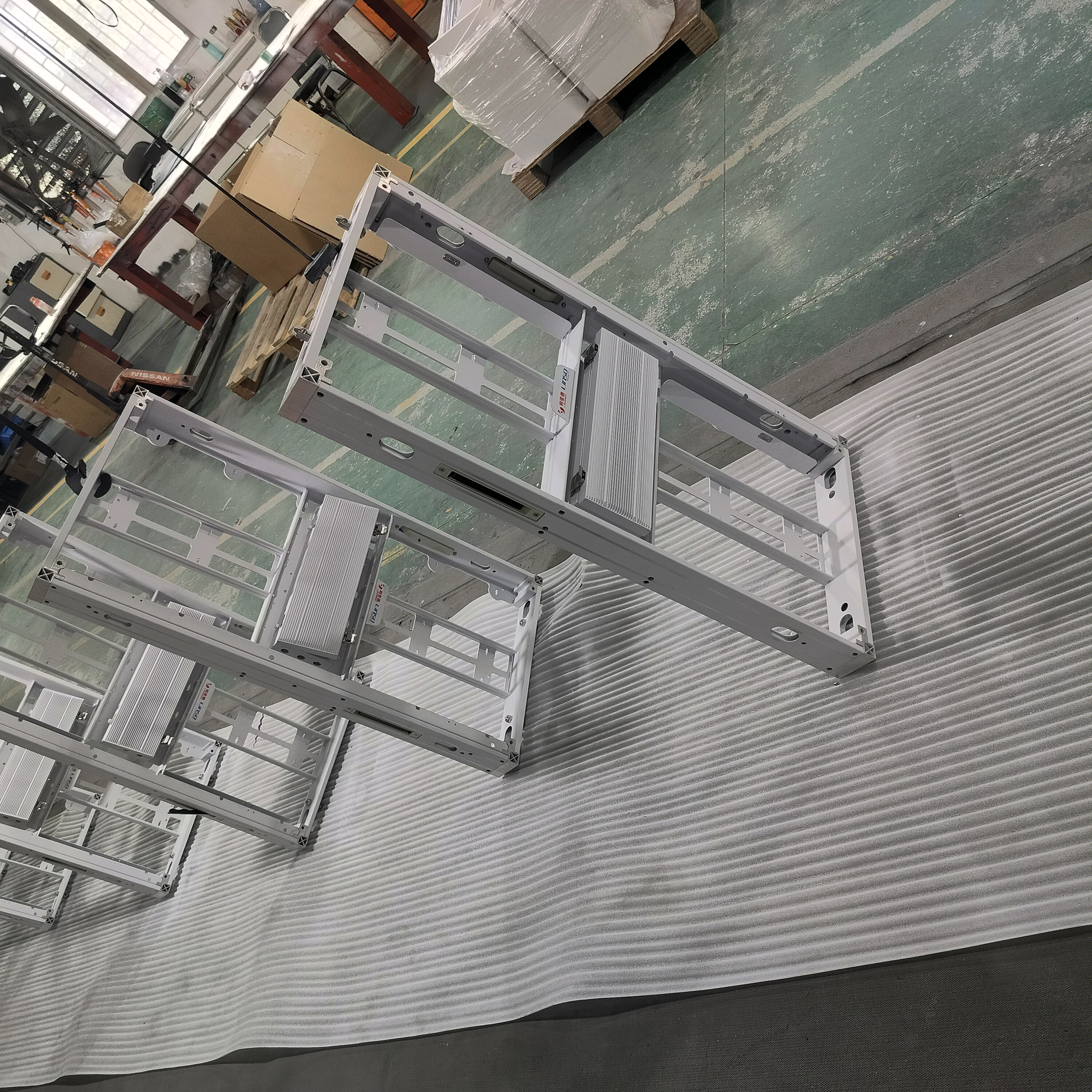 Custom LED Display Cabinet Aluminum Frame