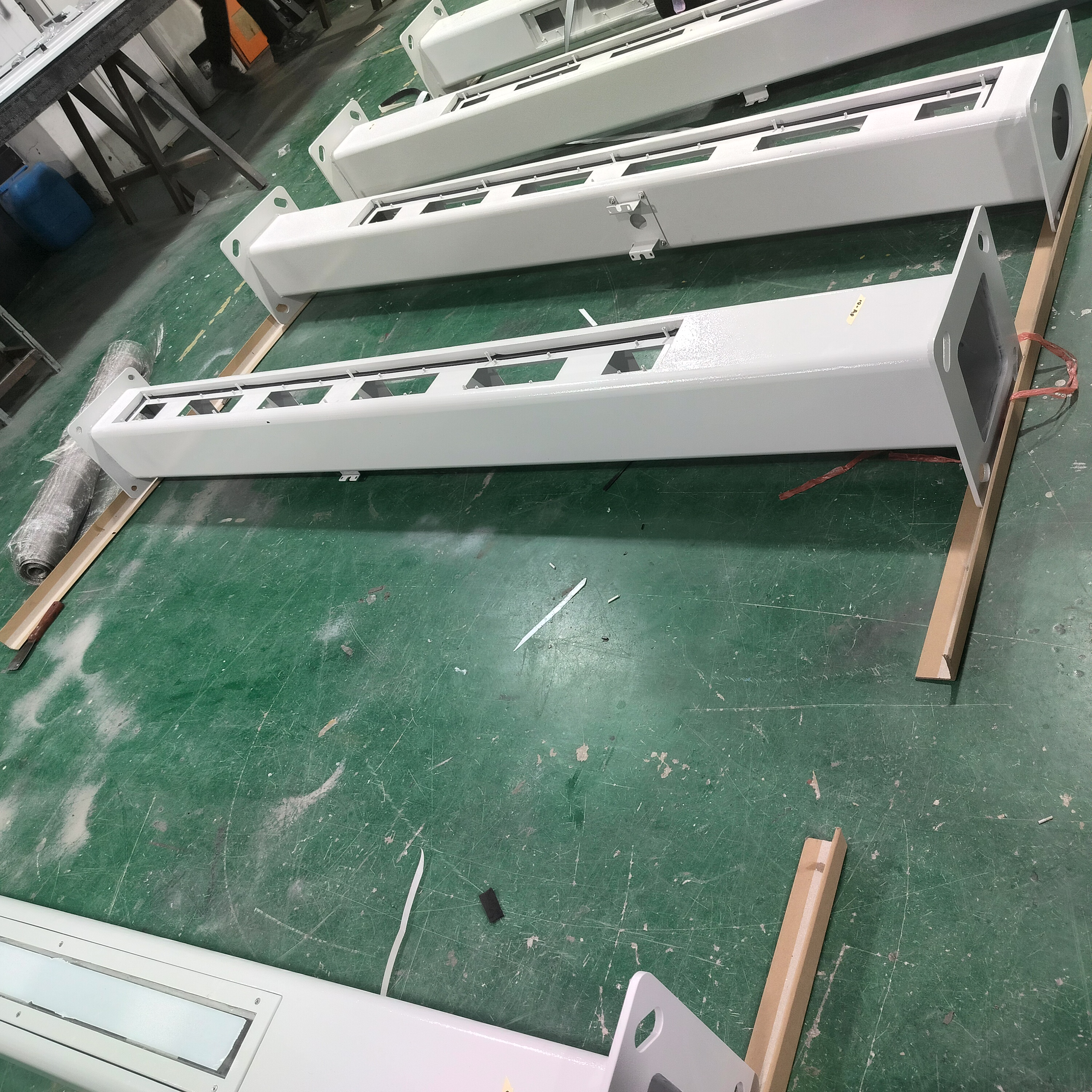 Custom Metal Traffic Signal Housing for LED Traffic Lights