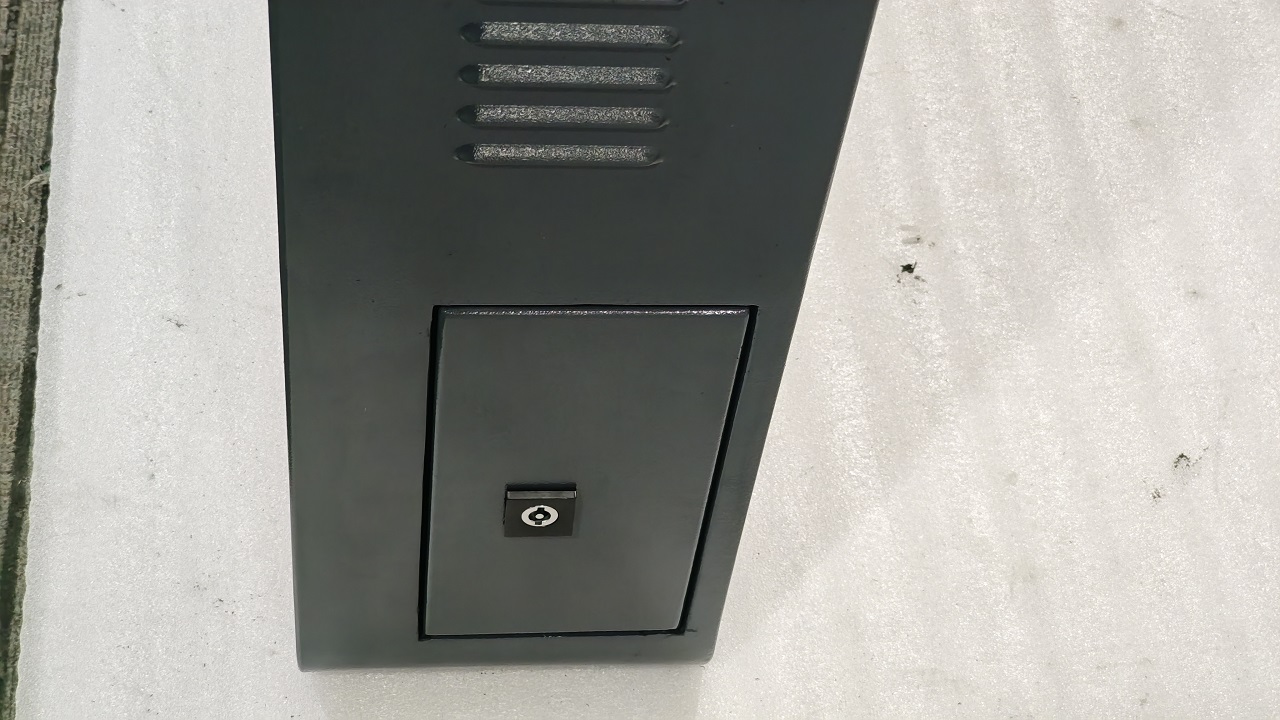 Custom Sheet Metal IP65 LED Display Cabinet